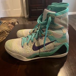 Kobe 9 Elite "Hero"